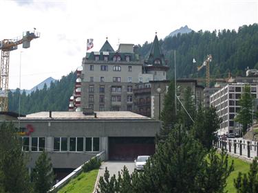 St. Moritz Center