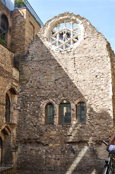 Winchester Palace Ruins